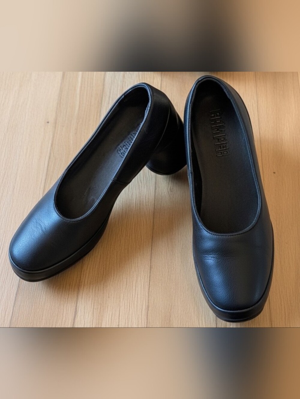 Camper Black Calfskin Pumps w/ Cylindrical Heel Small Platform EU37